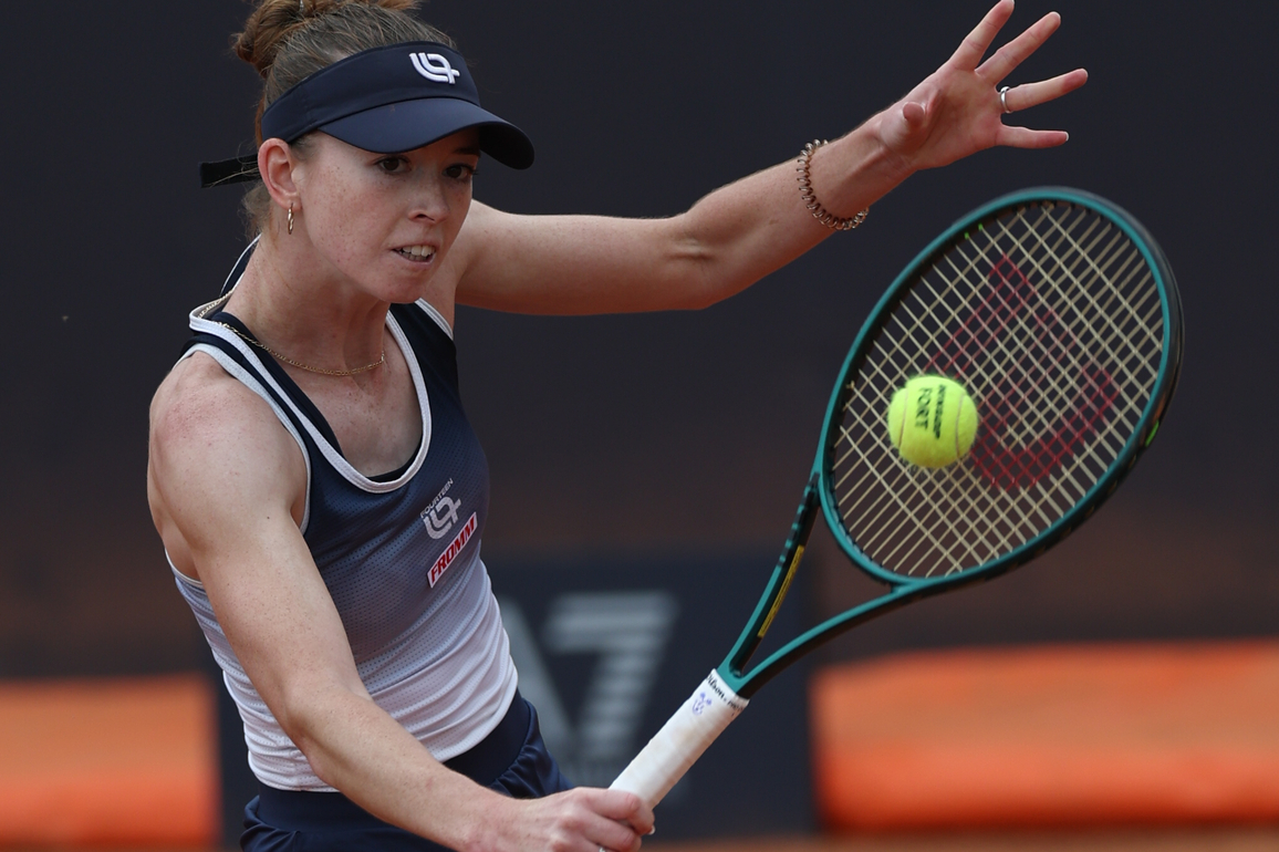 (SP)ITALY-ROME-TENNIS-WTA-ITALIAN OPEN-YUAN YUE VS SIMONA WALTERT
