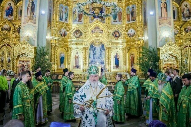 Writing God with a lowercase g is sinful  Russian priests