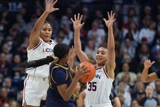 UConn's Sarah Strong, Azzi Fudd headline women's All-Americans