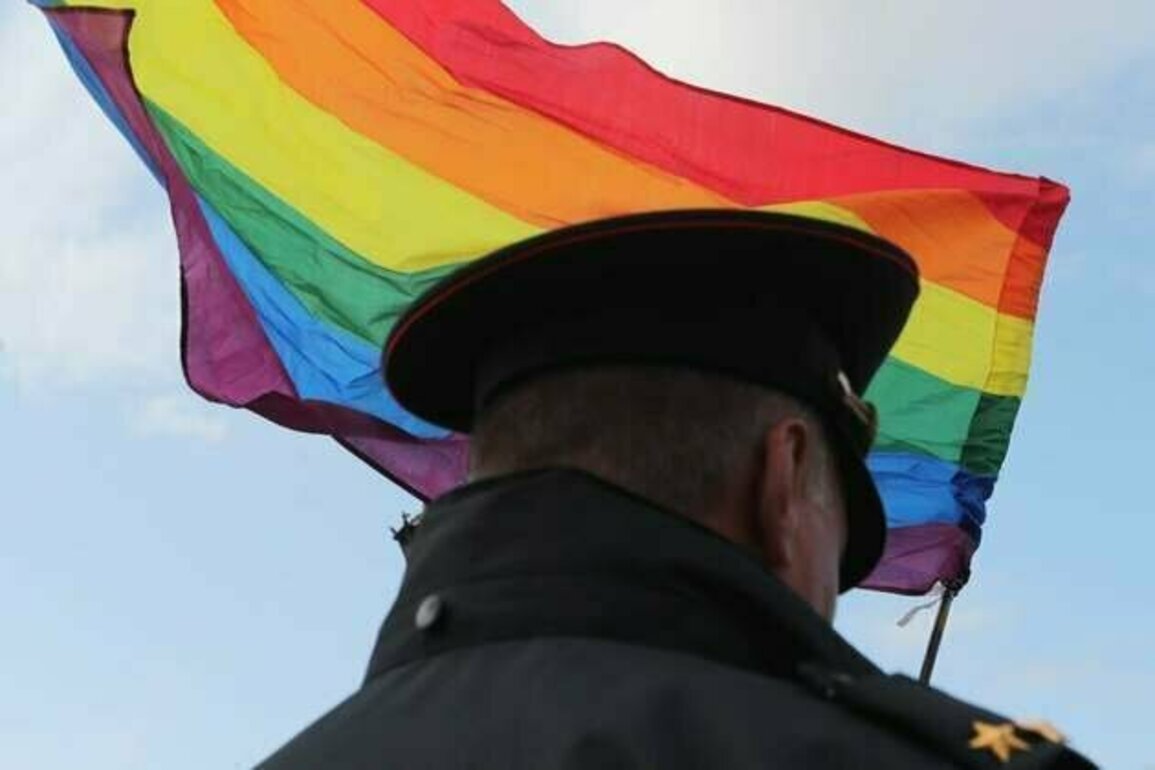 Russia: Rising Toll of LGBT 'Extremism' Designation
