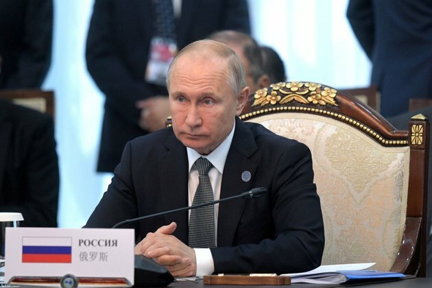 Putin Trust Ratings Slip In New Survey By State-Funded Pollster