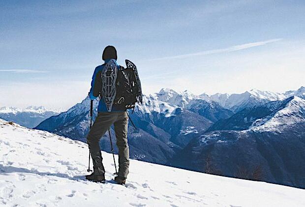 Falling ice blocks kill two, injure 9 on Swiss Alps