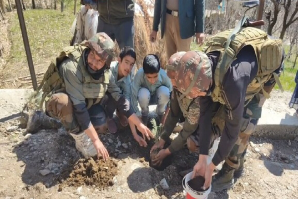 J-K: Indian Army conducts plantation drive with locals in Doda district