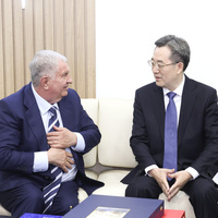 RUSSIA-ST. PETERSBURG-CHINA-DING XUEXIANG-ROSNEFT-MEETING
