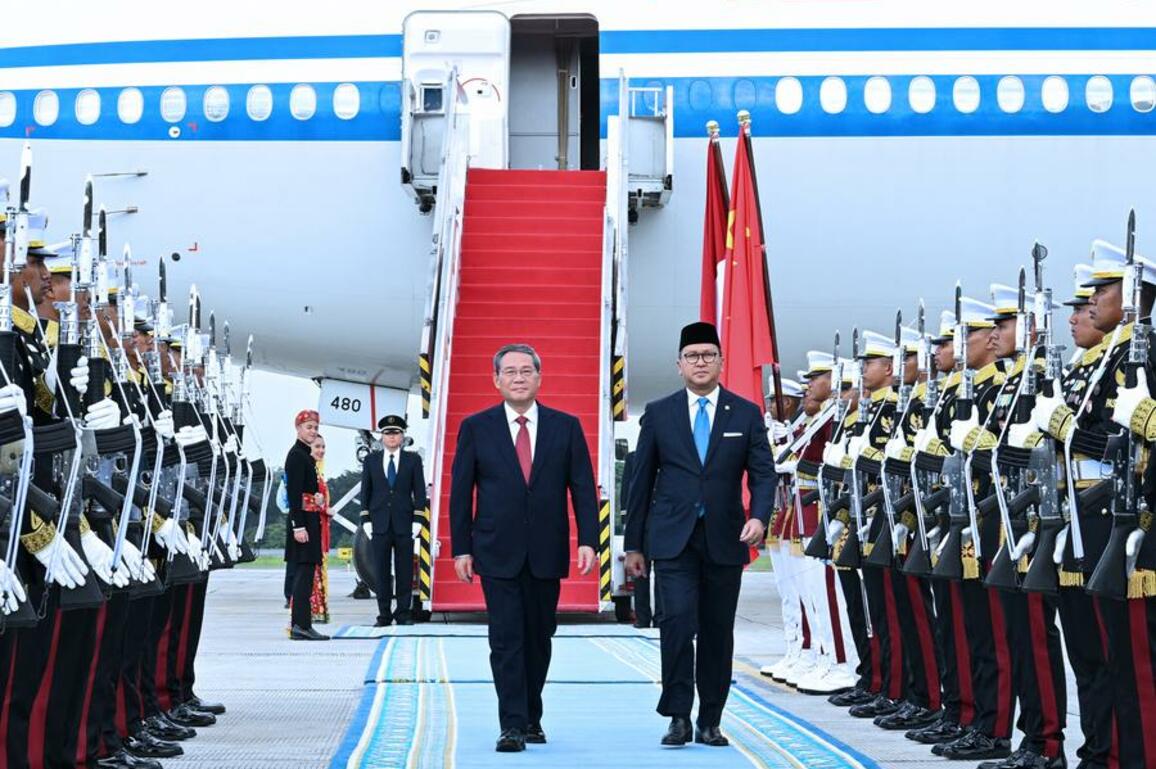 China, Indonesia set example of win-win cooperation for major developing countries, says Premier Li