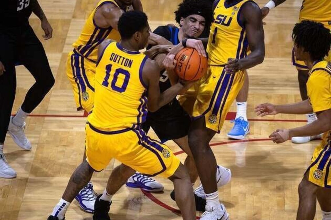 LSU looks to improve defense against Southern Miss before SEC play