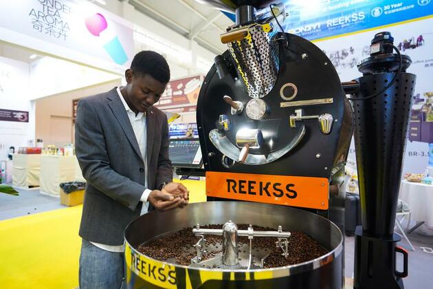 Economy&Life | Global coffee products meet audience at China-South Asia Expo in Kunming
