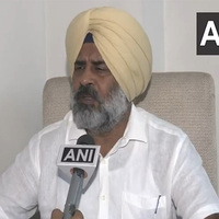 Congress MLA Pargat Singh urges Centre to intervene after US halts visas for foreign truck drivers