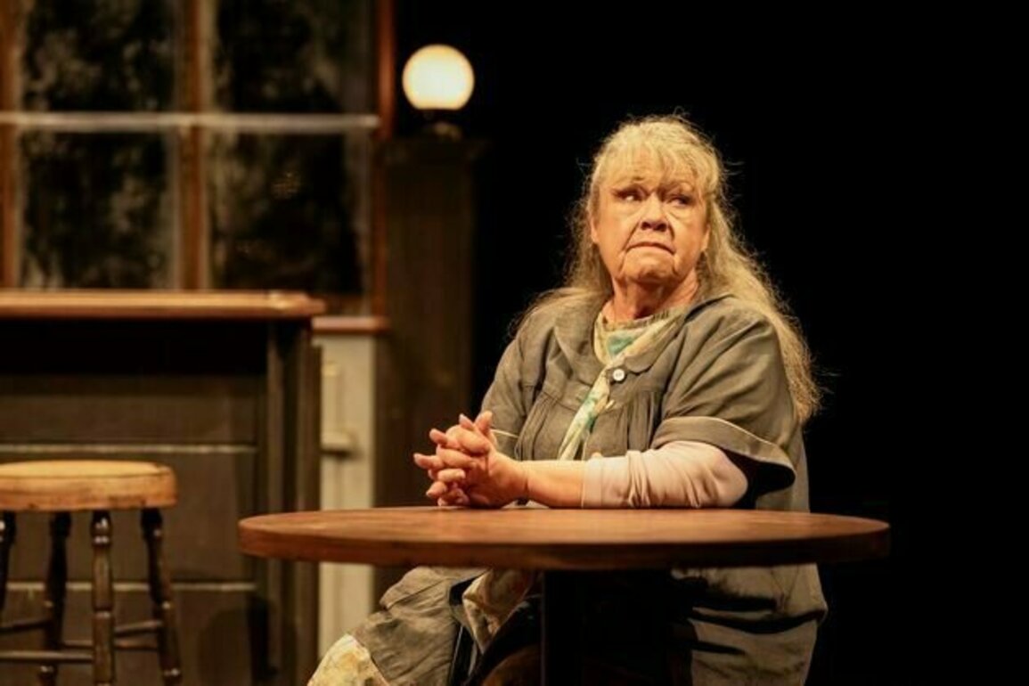 Noni Hazlehurst stars in world premiere of The Lark, a play that fails to take flight