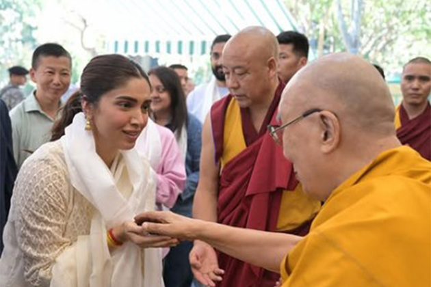 Bhumi Pednekar meets Dalai Lama, pens heartfelt note