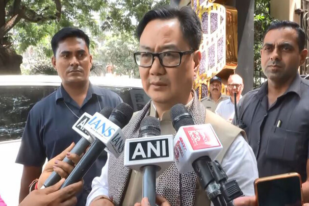 "Spread filth, lowered standards of politics...": Kiren Rijiju slams Arvind Kejriwal over 'Aurangzeb' remarks