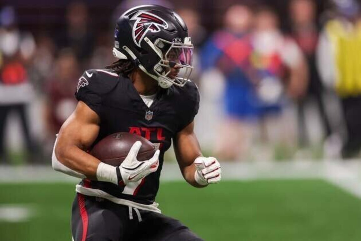 Falcons to reveal new uniforms on April 2