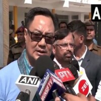 Union Minister Kiren Rijiju attends fitness program for Hajj pilgrims at Jamia University
