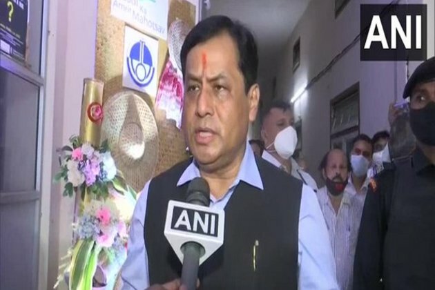 Cyclone Jawad: Shipping Minister Sarbananda Sonowal takes stock of preparedness with Port stakeholders