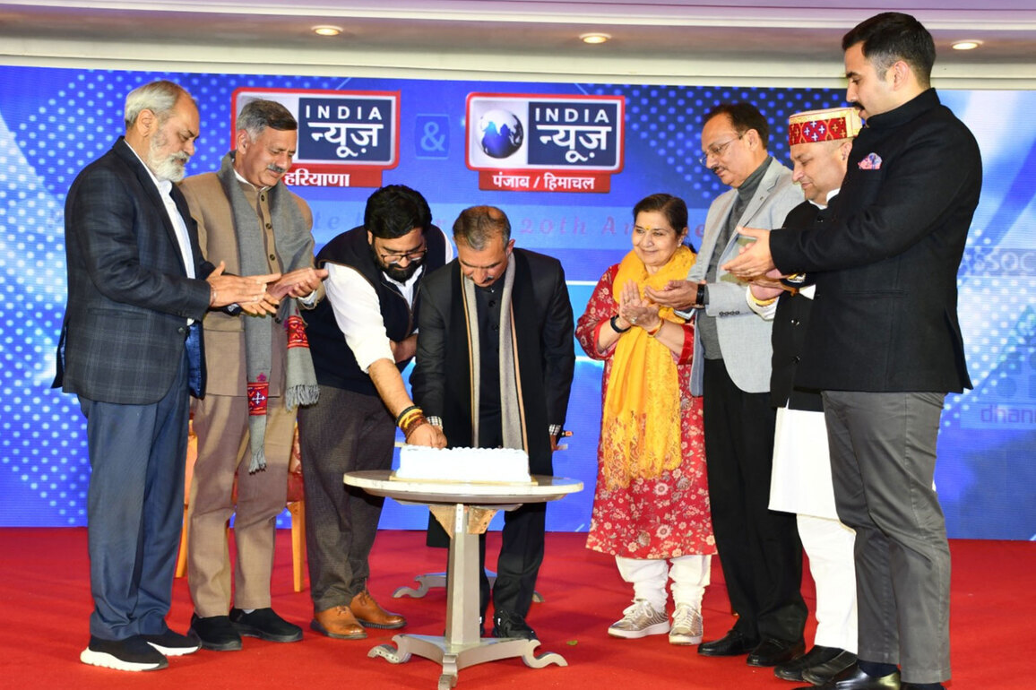 Himachal CM attends 20th anniversary celebrations of leading daily in Chandigarh