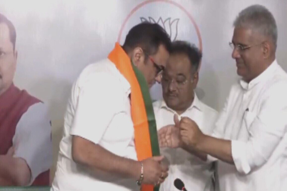 'Vande Mataram' Composer Bankim Chandra's descendant Sumitra Chattopadhyay joins BJP ahead of elections