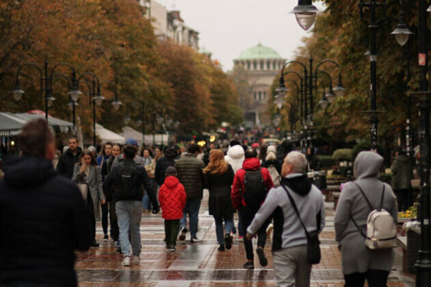Most Bulgarians Worry Their Salary Wont Cover Living Costs