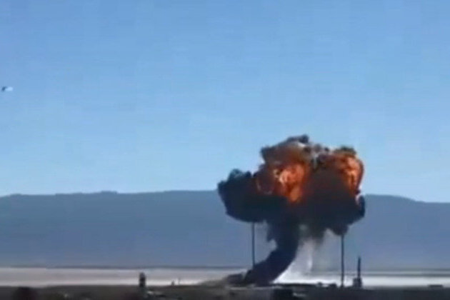 US F-16 crashes in California (VIDEO)