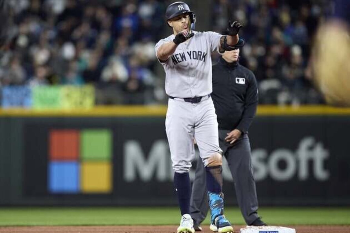 Yankees' Giancarlo Stanton strives to continue torrid start in clash vs. Mariners