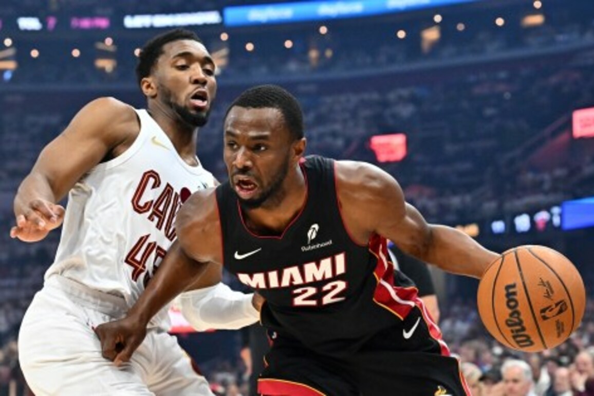 Comcast Answers Tariff Uncertainty With NBA and Peacock