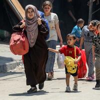 UN says some Gazans loot UN trucks amid civilian casualties at militarized aid hubs