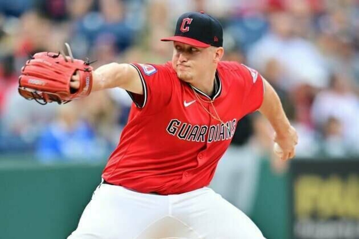 Parker Messick, surging Guardians down White Sox