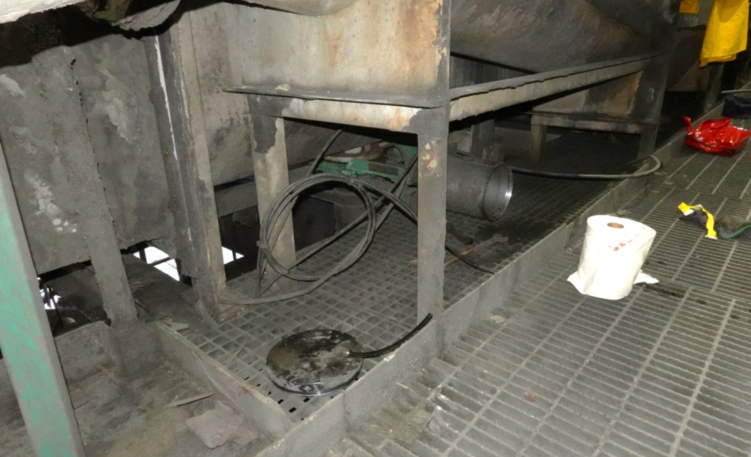 End-cap separated from actuator body