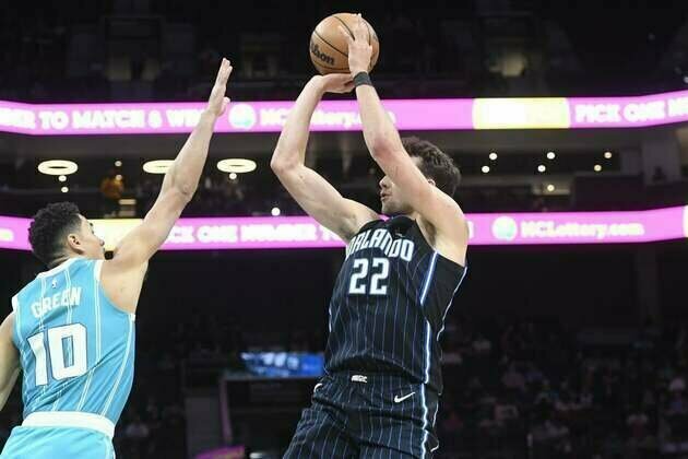 Paolo Banchero comes up big again as Magic defeat Hornets