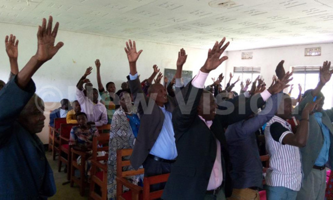 Kisoro elderly, youth disagree on age limit amendment Kisoro elderly, youth disagree on age limit amendment
