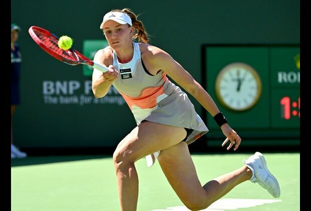 Iga Swiatek, Elena Rybakina advance to Indian Wells semis