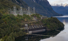 The hydro power station is located underground, with the station’s generating units housed in a cavern excavated from rock 200 metres below the surface of Lake Manapōuri.