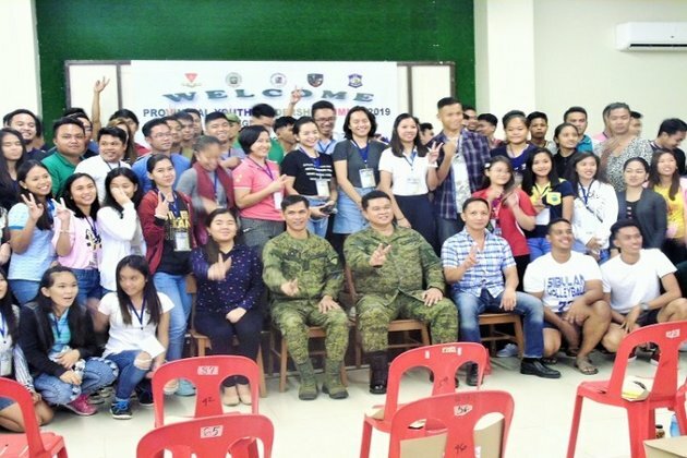 Army holds Prov&#039;l Leadership Youth Summit in NegOr