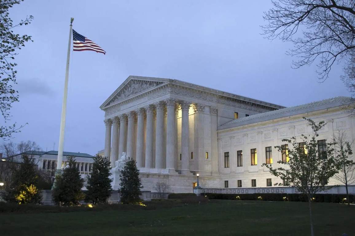 US Supreme Court Allows Trump to Cancel Humanitarian Parole - Havana Times