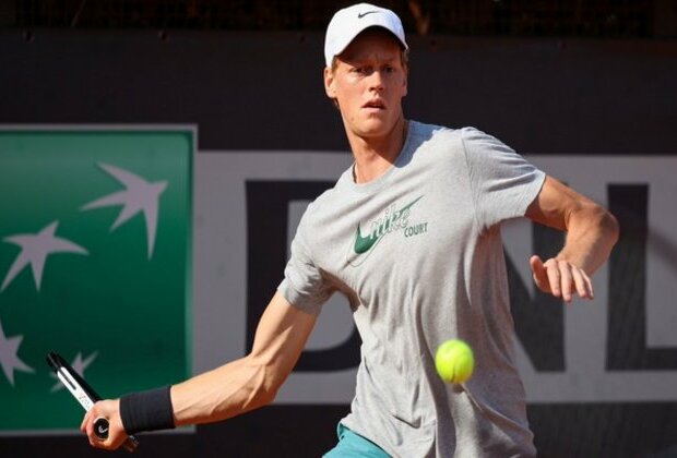 Jannik Sinner qualifies for Nitto ATP Finals after defeating Marcos Giron