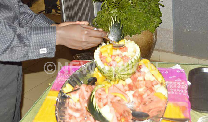  sing sweet fruits as sweeteners for example pineapples and mangoes is healthier