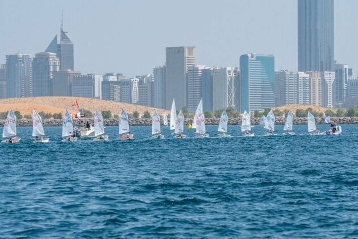 Nearly 100 sailors paint spectacular marine scene at Abu Dhabi Breakwater in UAE Sailing Hero Championship Saturday