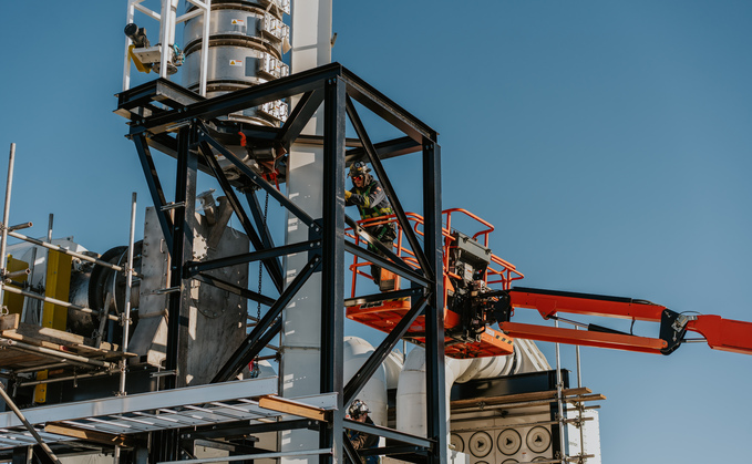 Airhive Deep Sky Alpha installation - Credit: Airhive