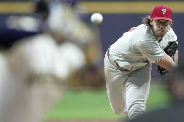 Phillies look to bury Mets in NL East race