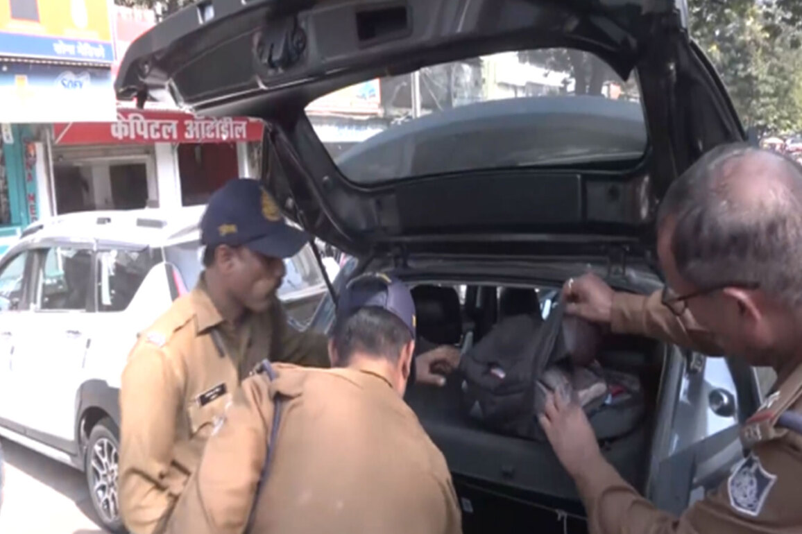 High Alert in Madhya Pradesh after Delhi blast, intensive vehicle checks underway