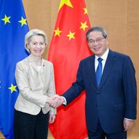 Chinese premier urges joint actions with EU to advance bilateral cooperation