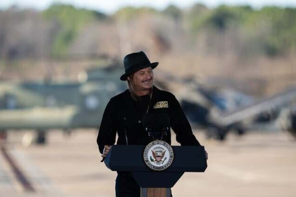 Kid Rock to headline Turning Point USA's alternative halftime show