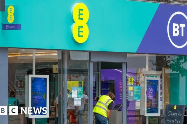 EE says latest outage fixed after 'technical fault'