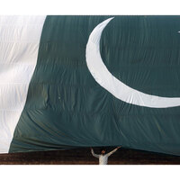 Pakistan: Three killed as massive fire engulfs Gul Plaza Mall in Karachi