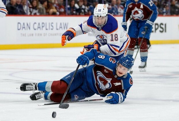 Down by 3 goals, Oilers storm back to top Avalanche