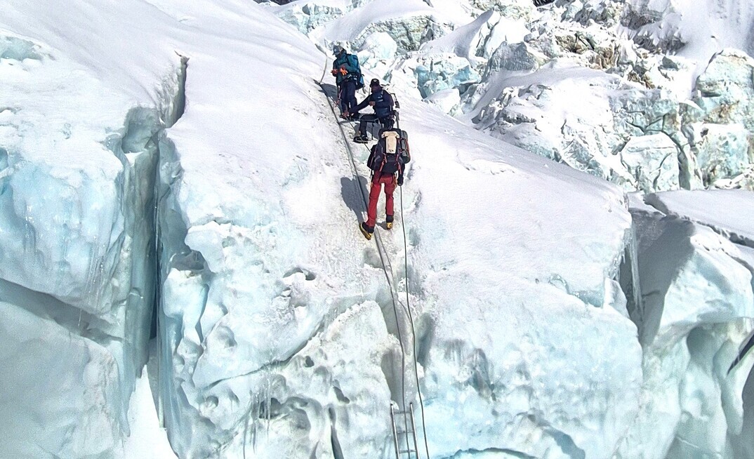 Carry on up the Khumbu