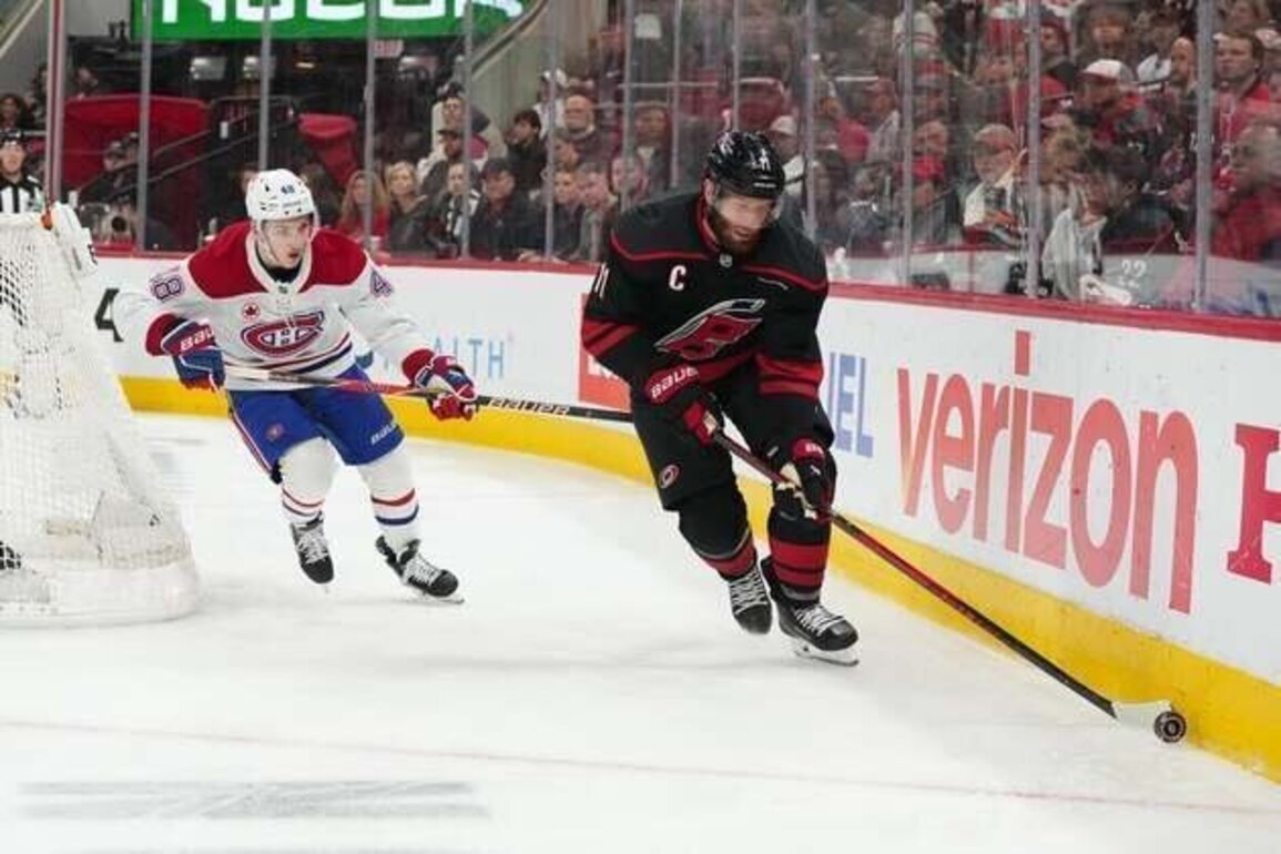 Nikolaj Ehlers' 2nd goal in OT helps Canes even series with Canadiens