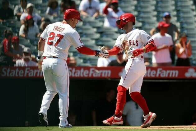 Mike Trout helps Angels take rubber match vs. Twins