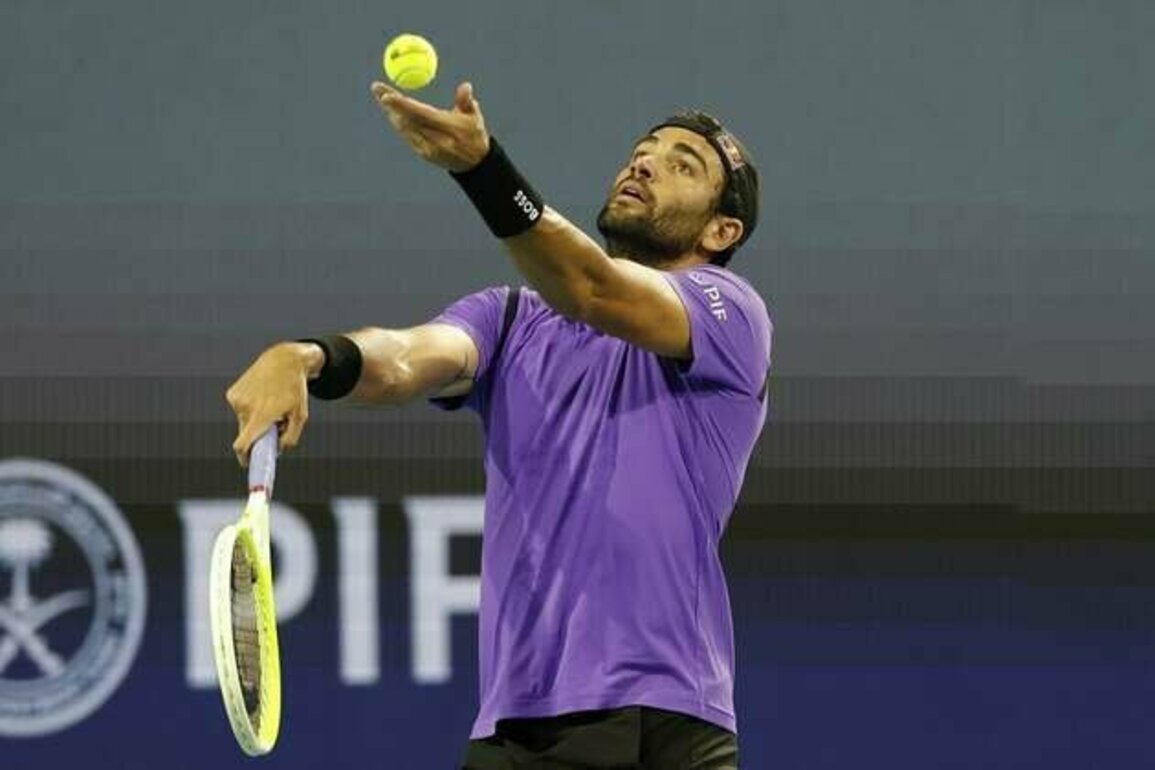 Italy sweeps Austria to reach Davis Cup semifinals