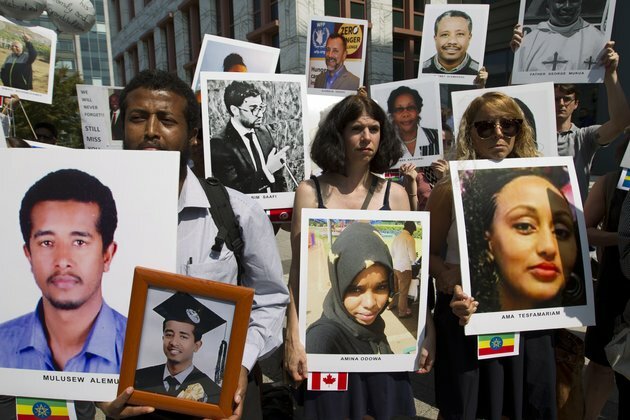 Families of Passengers Killed in Boeing Crash Protest in DC