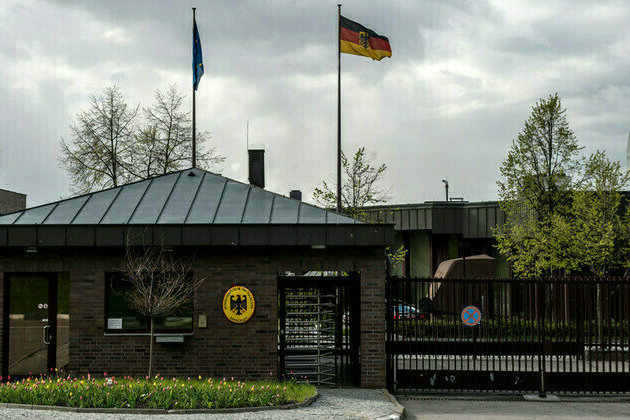 German Embassy apologizes for distorting Soviet flag